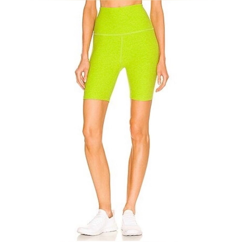 Beyond Yoga Spacedye High Waisted Biker Short, Matcha Green Lime, Large NWT